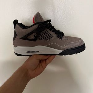 Jordan 4 Retro Taupe Haze